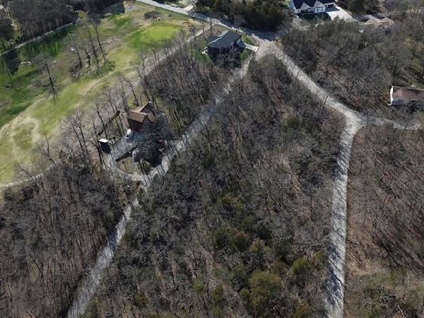 5736 Treebrook Drive , Hillsboro, MO 63050