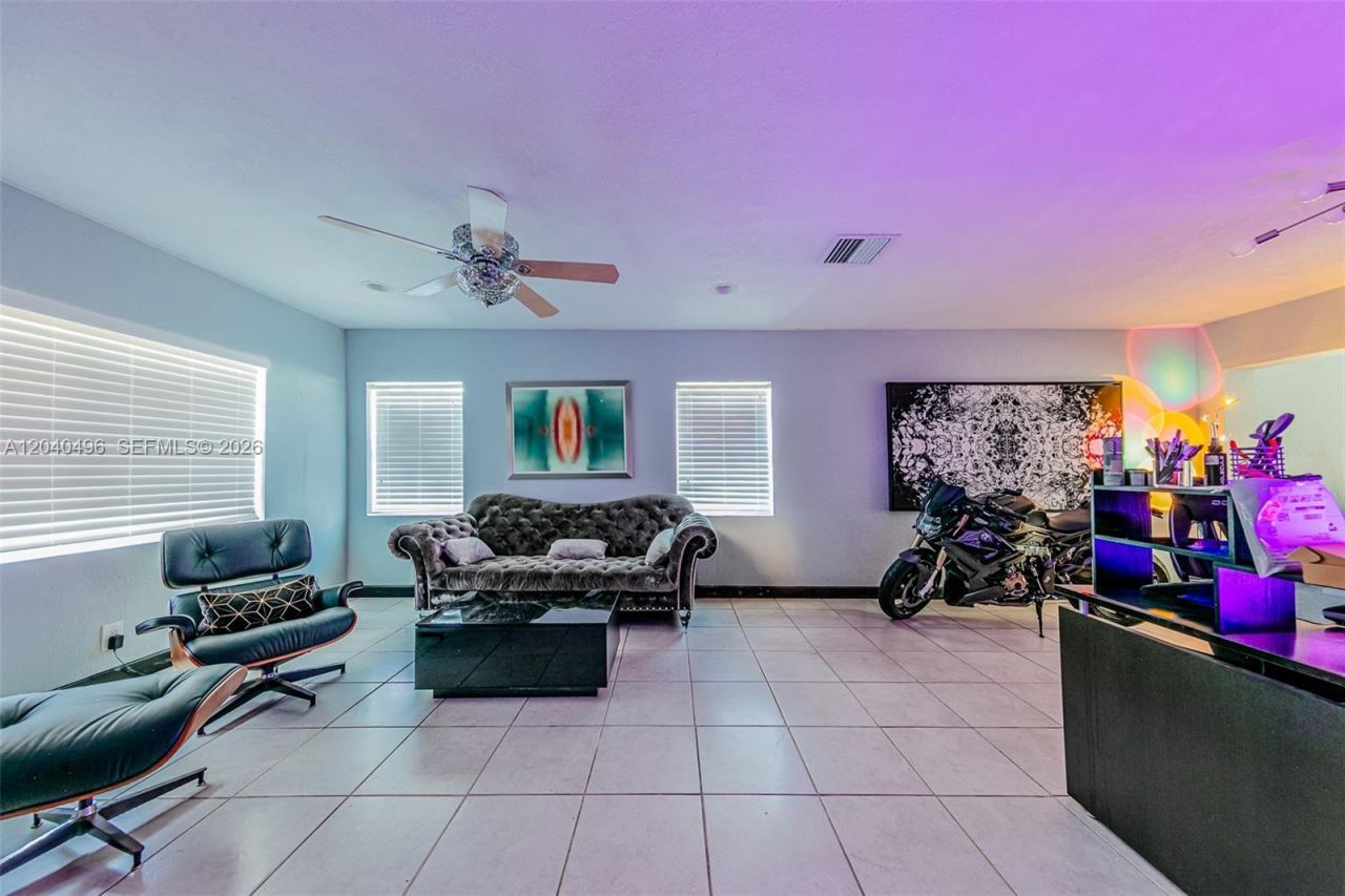 7006 NW 99th Way , Tamarac, FL 33321 Photo