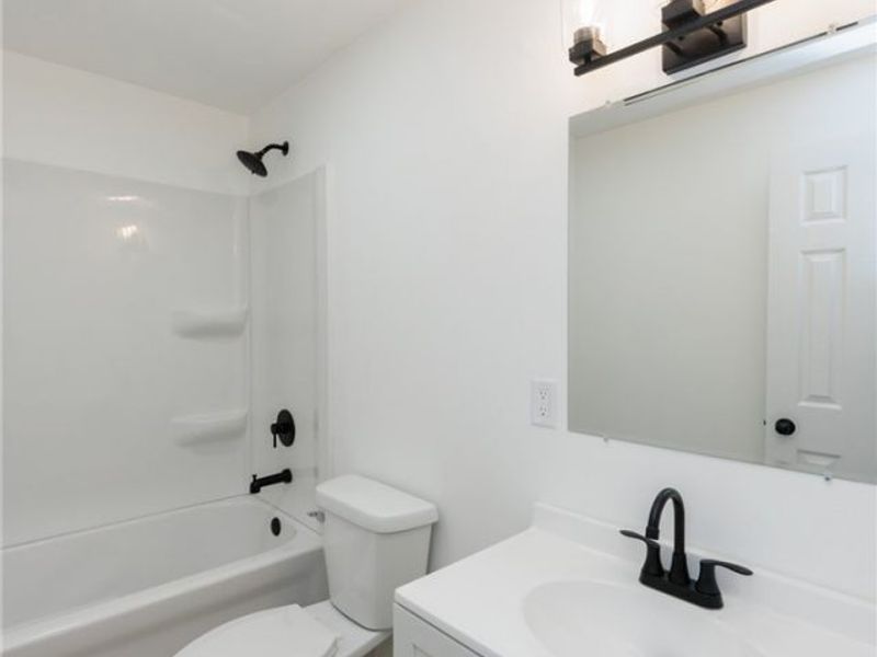 1730 W 20th Street, Lorain, OH 44052 Photo 26