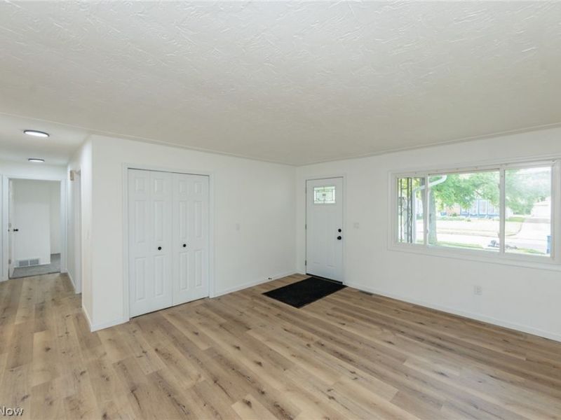 1730 W 20th Street, Lorain, OH 44052 Photo 9