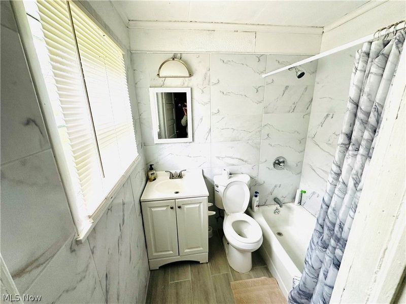 445 Saint Louis Avenue, Youngstown, OH 44511 Photo 5