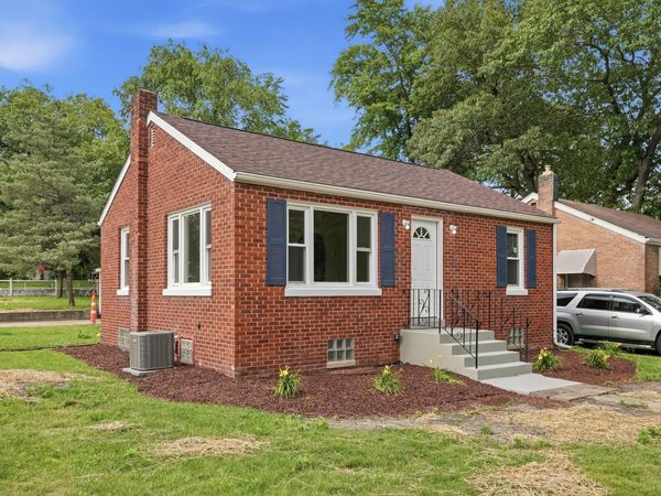 3050 W 39th Place , Gary, IN 46408