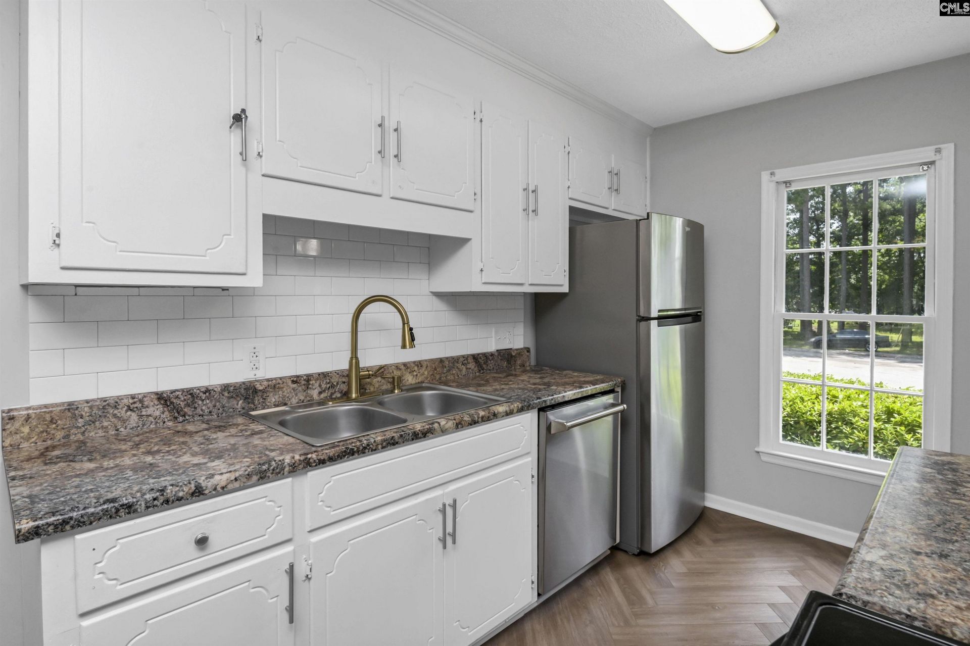 1030 Crosshill Lane Photo 11
