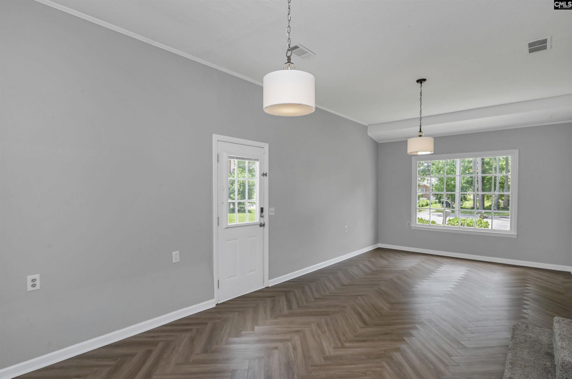1030 Crosshill Lane Photo 13