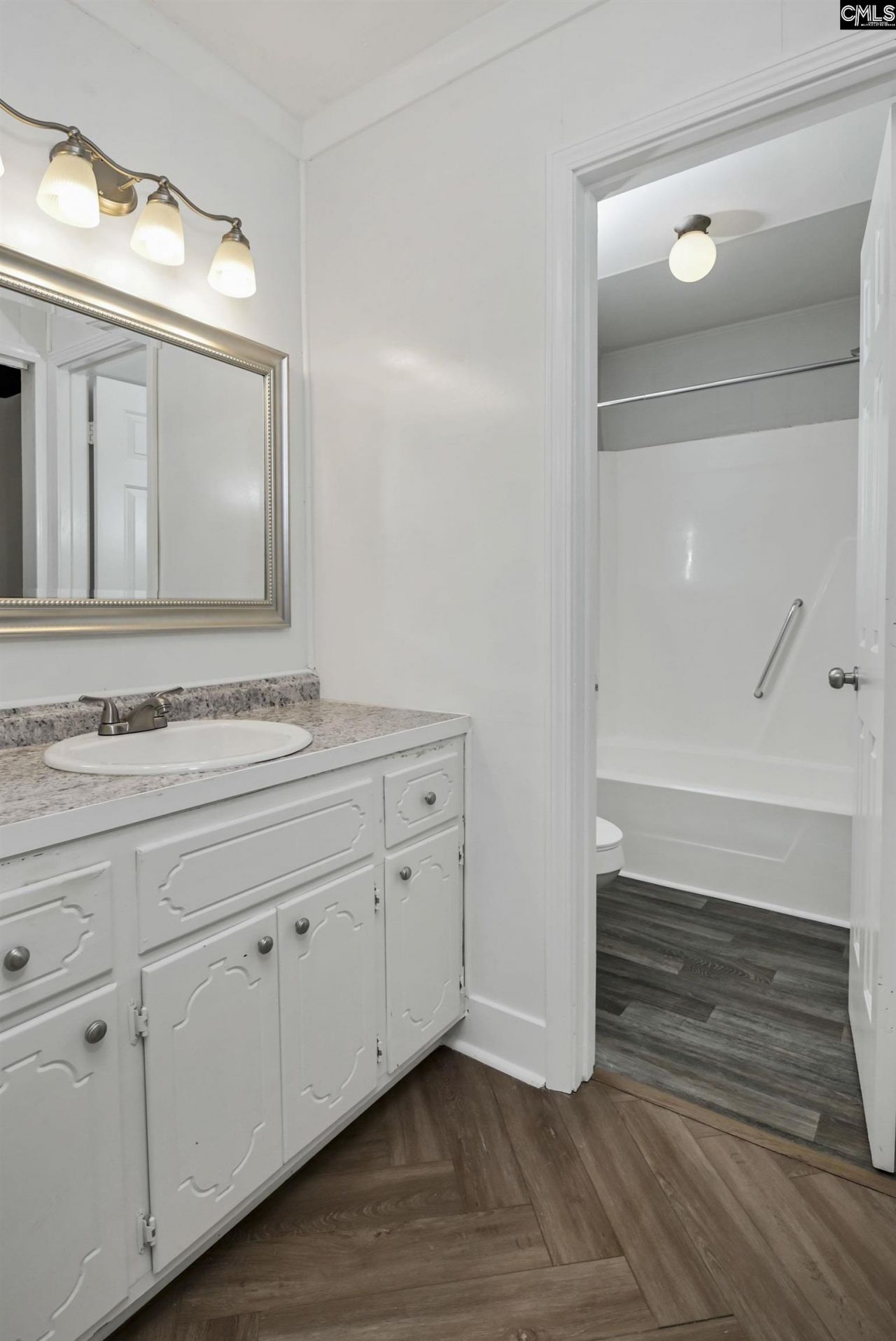 1030 Crosshill Lane Photo 29