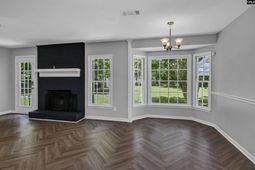 1030 Crosshill Lane photo 4