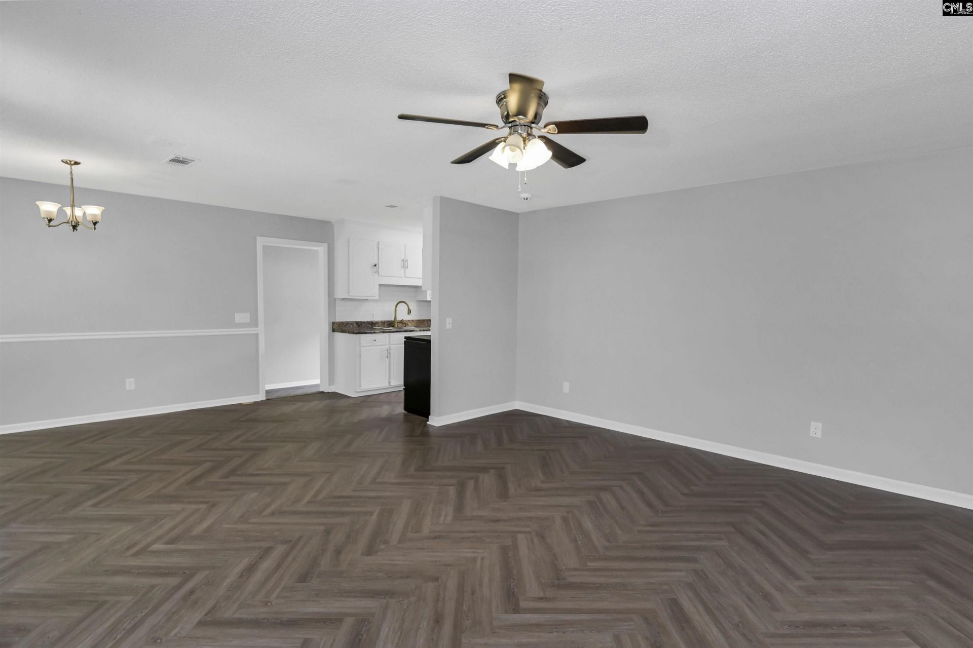 1030 Crosshill Lane Photo 8