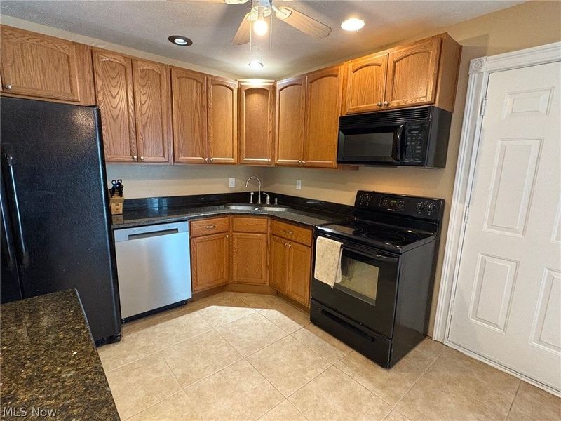 4245 Bennington Boulevard, Brunswick, OH 44212 Photo 15