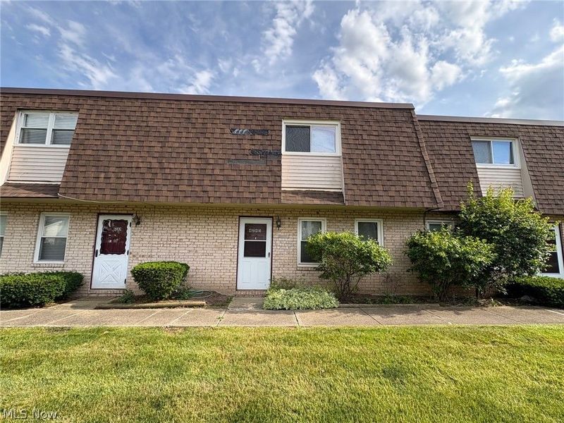 4245 Bennington Boulevard, Brunswick, OH 44212 Photo 2