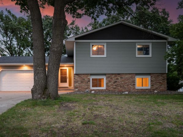 62 98th Lane NW, Coon Rapids, MN 55448