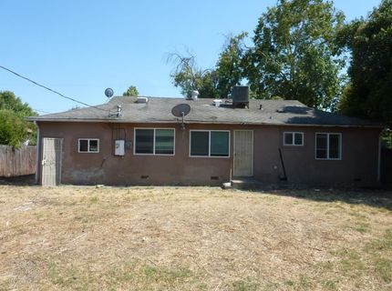 2817 W Alpine Ave, Stockton, CA 95204 Photo