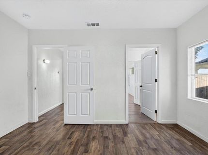 530 E G St, Oakdale, CA 95361 Photo