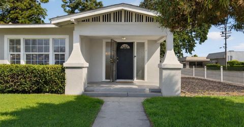 530 E G St, Oakdale, CA 95361 Photo