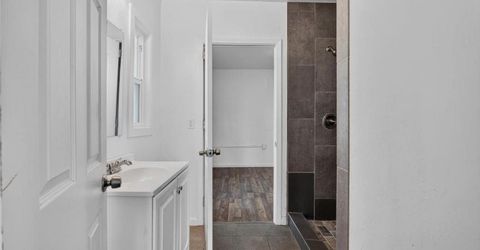 530 E G St, Oakdale, CA 95361 Photo
