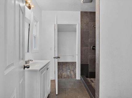 530 E G St, Oakdale, CA 95361 Photo