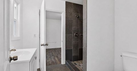 530 E G St, Oakdale, CA 95361 Photo