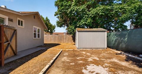 530 E G St, Oakdale, CA 95361 Photo