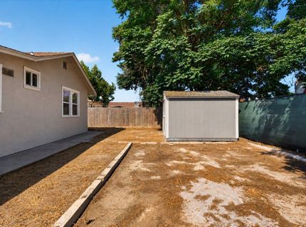 530 E G St, Oakdale, CA 95361 Photo