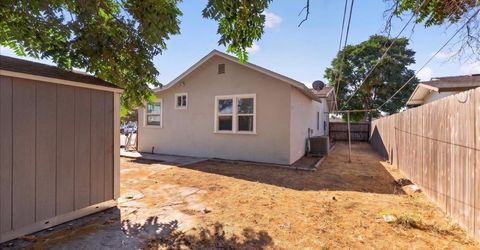 530 E G St, Oakdale, CA 95361 Photo