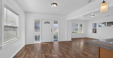 530 E G St, Oakdale, CA 95361 Photo