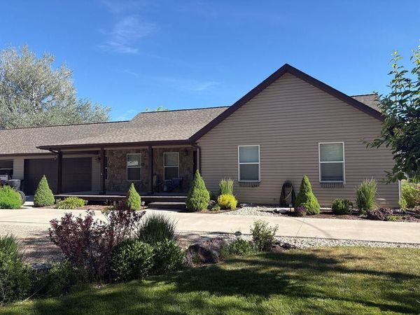 280 S 1st W #A, Soda Springs, ID 83276