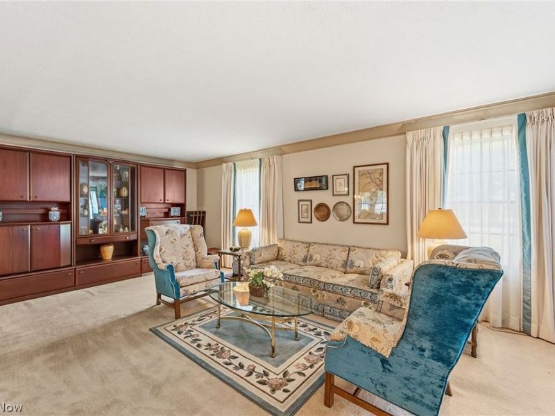 3965 Laurel Glenn Drive, Broadview Heights, OH 44147 Photo 3