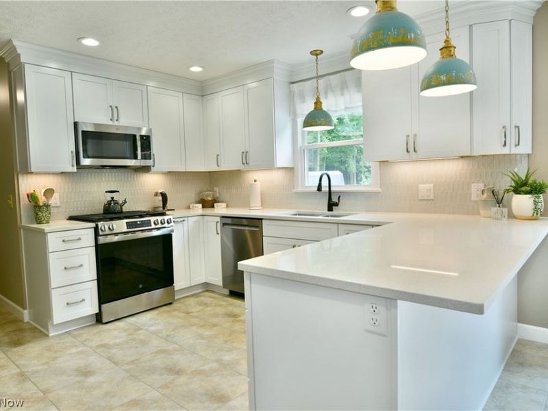 8930 Echo Lake Drive NE, Warren, OH 44484 Photo 16