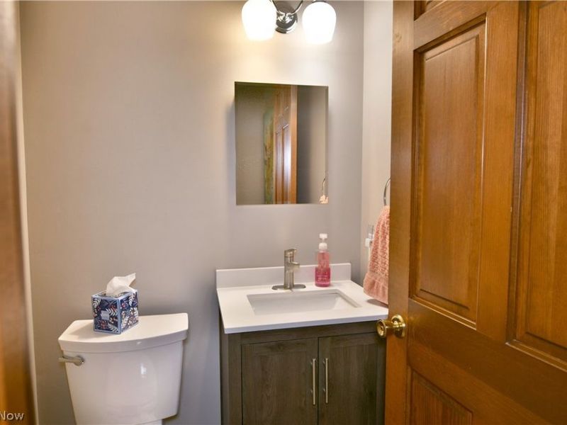 8930 Echo Lake Drive NE, Warren, OH 44484 Photo 22