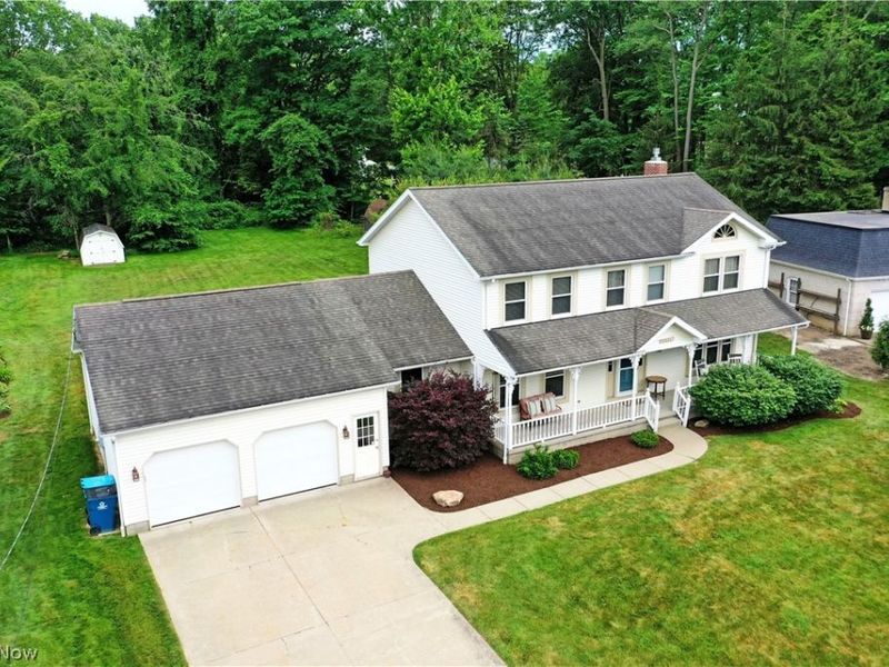 8930 Echo Lake Drive NE, Warren, OH 44484 Photo 3