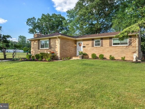8259 SPRING KNOLL DRIVE, PASADENA, MD 21122