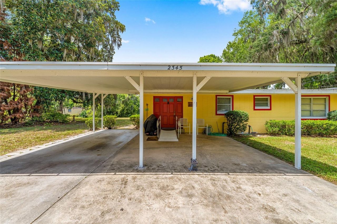 2345 Cr 453 , Lake Panasoffkee, FL 33538 Photo