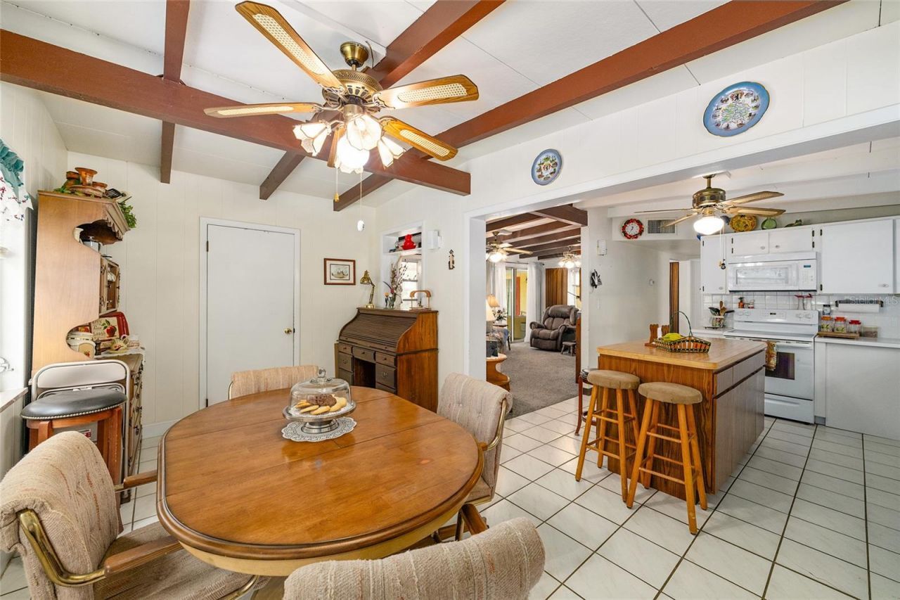 2345 Cr 453 , Lake Panasoffkee, FL 33538 Photo