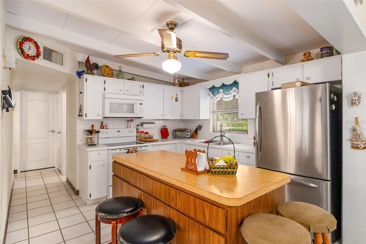 2345 Cr 453 , Lake Panasoffkee, FL 33538 Photo