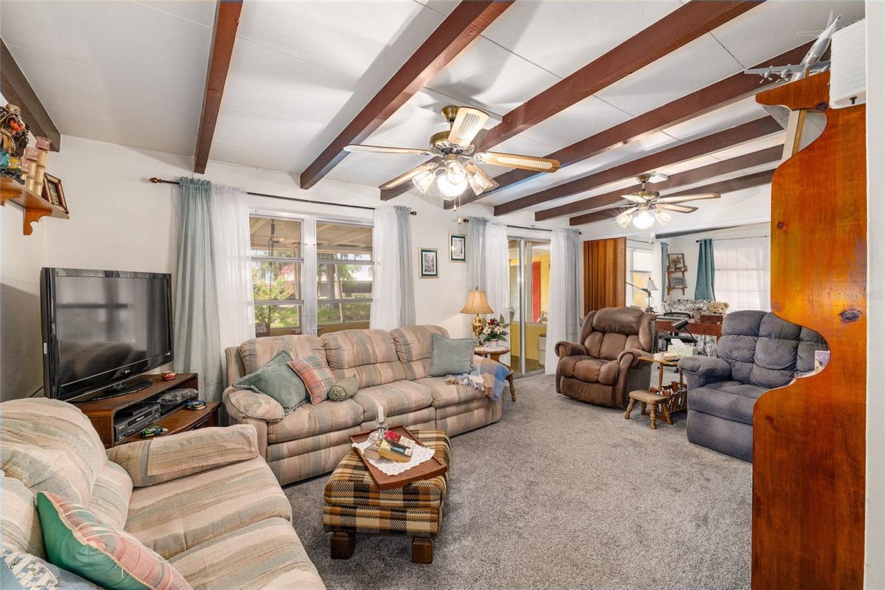 2345 Cr 453 , Lake Panasoffkee, FL 33538 Photo