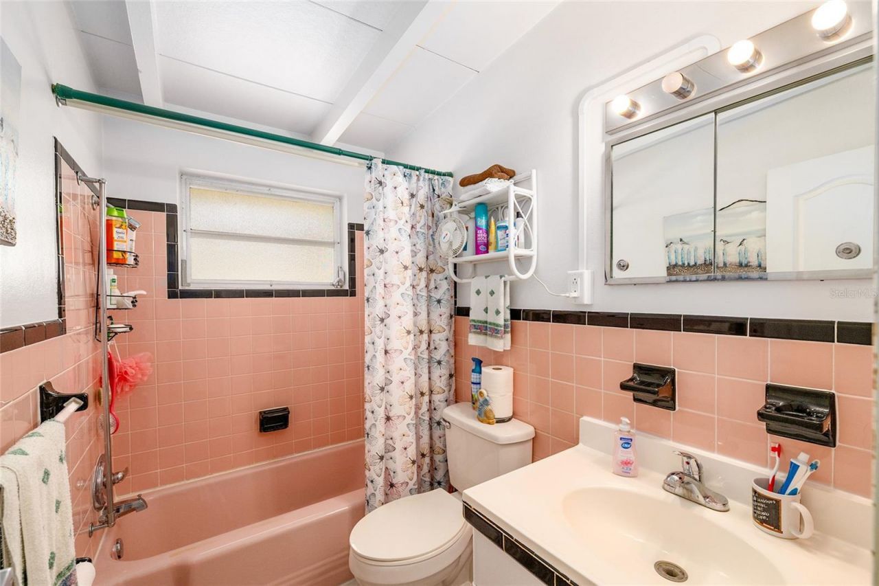 2345 Cr 453 , Lake Panasoffkee, FL 33538 Photo