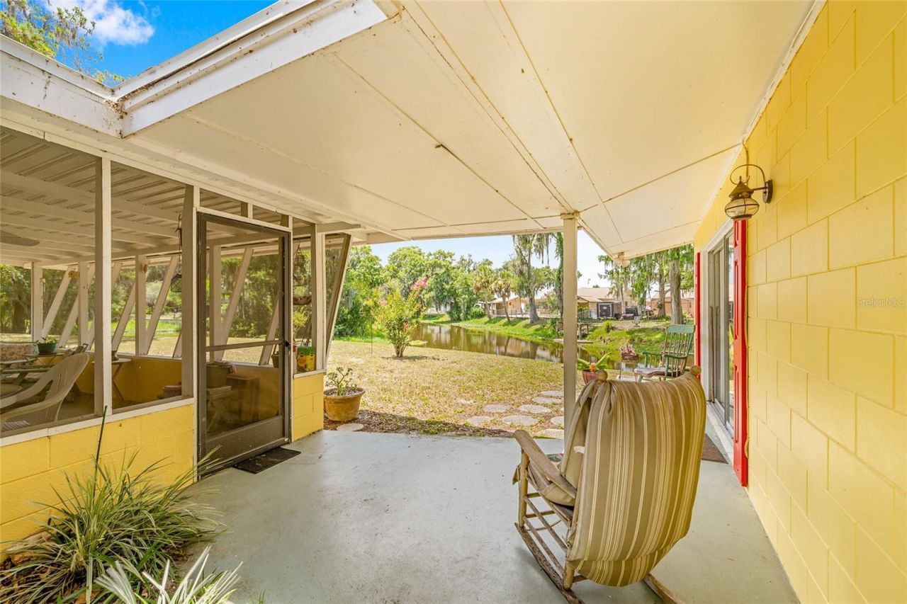 2345 Cr 453 , Lake Panasoffkee, FL 33538 Photo