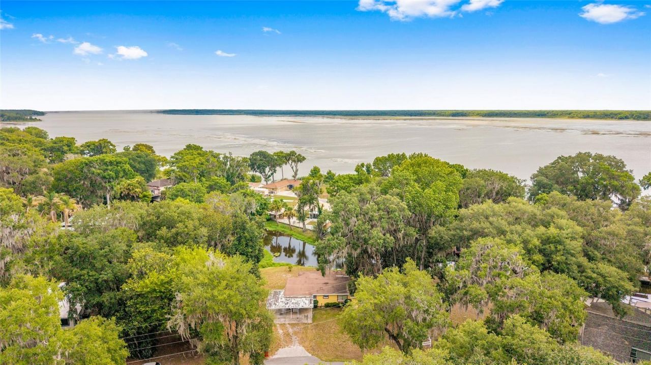 2345 Cr 453 , Lake Panasoffkee, FL 33538 Photo