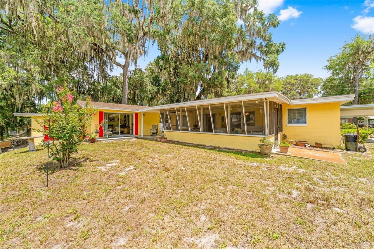 2345 Cr 453 , Lake Panasoffkee, FL 33538 Photo