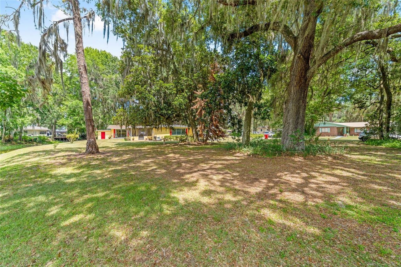 2345 Cr 453 , Lake Panasoffkee, FL 33538 Photo
