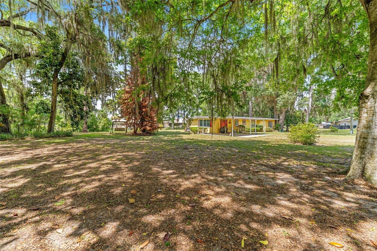 2345 Cr 453 , Lake Panasoffkee, FL 33538 Photo