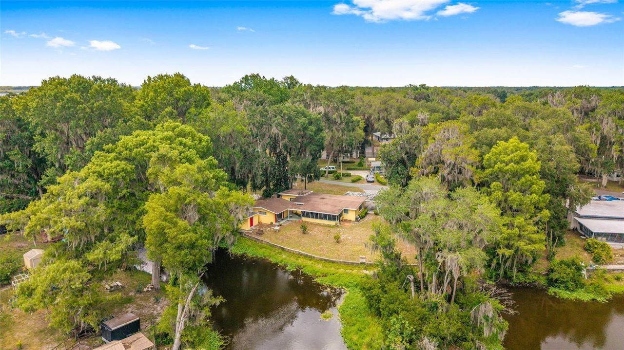 2345 Cr 453 , Lake Panasoffkee, FL 33538 Photo
