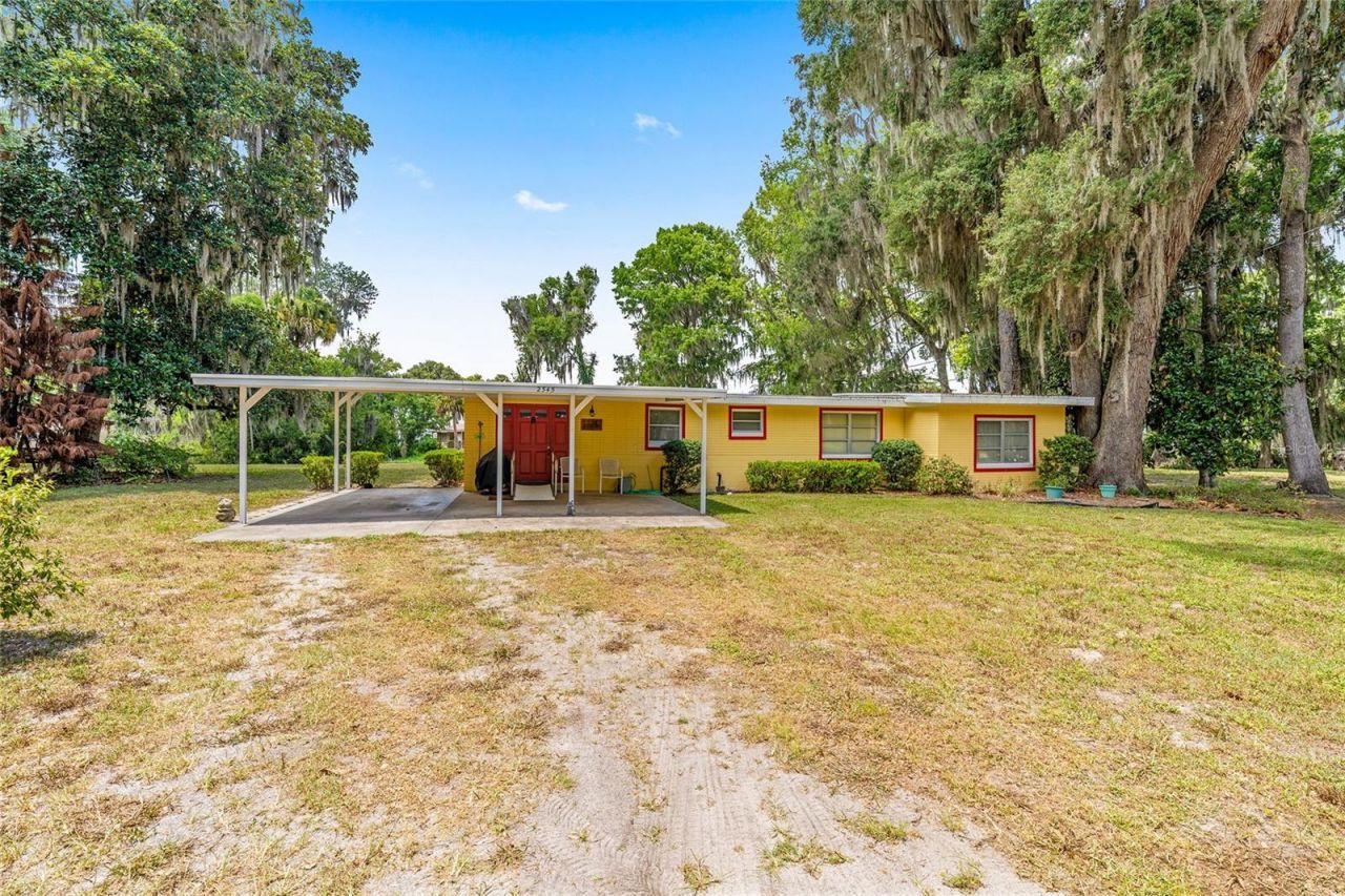 2345 Cr 453 , Lake Panasoffkee, FL 33538 Photo