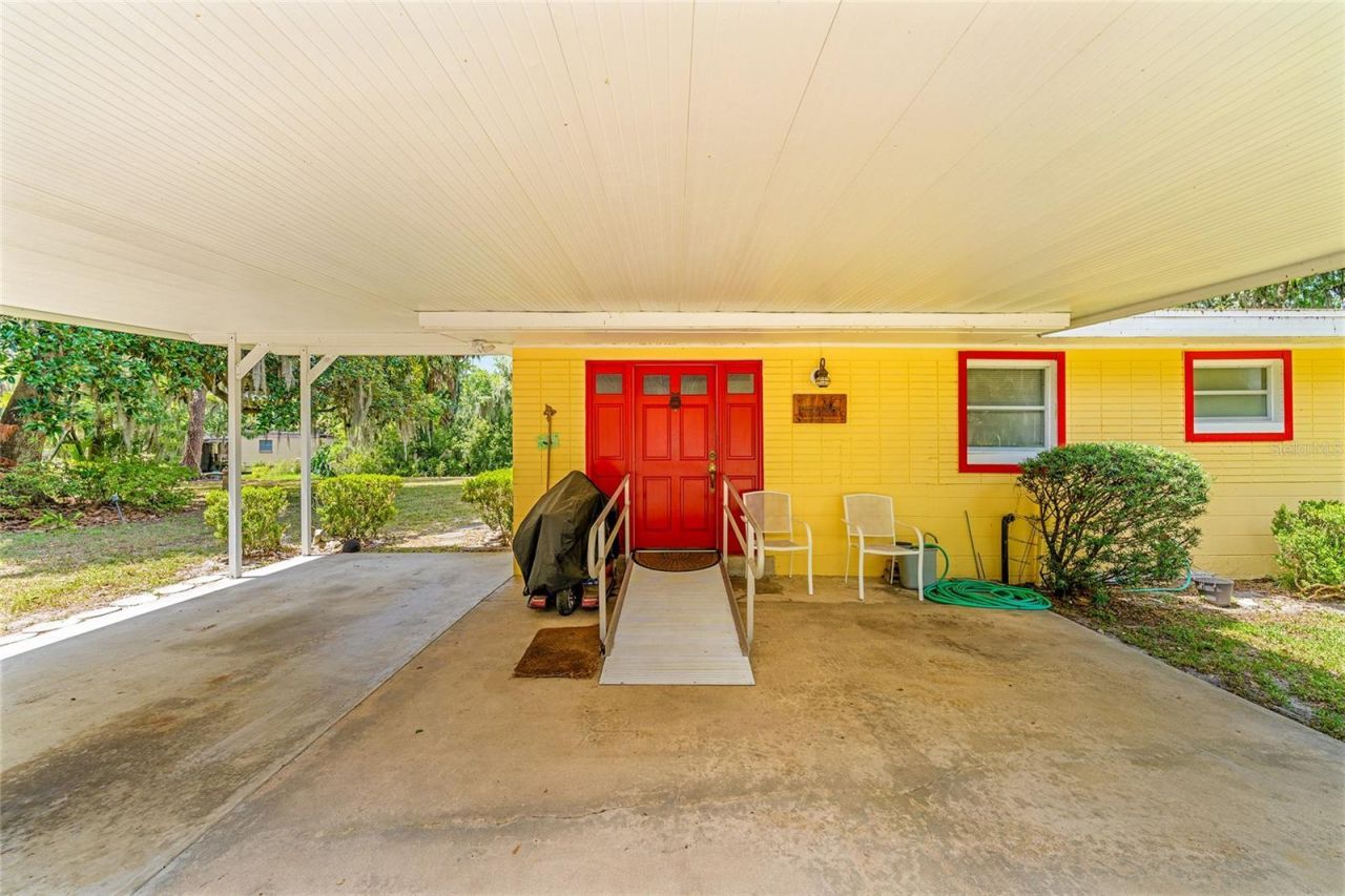2345 Cr 453 , Lake Panasoffkee, FL 33538 Photo