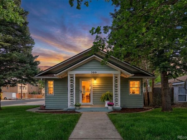 300 W Cleveland Street , Lafayette, CO 80026