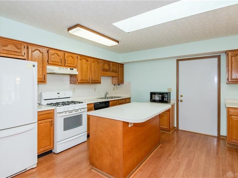 1830 Primrose Lane, Fairborn, OH 45324 Photo 11