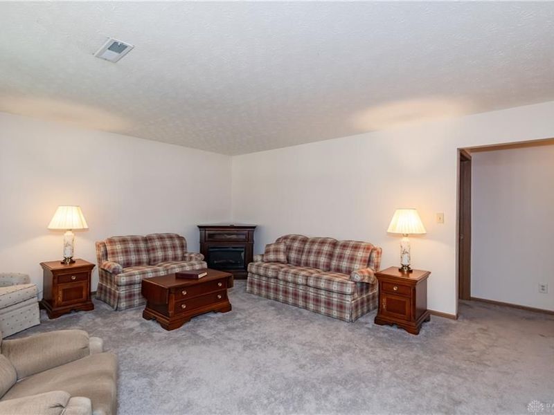 1830 Primrose Lane, Fairborn, OH 45324 Photo 5