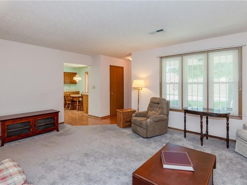 1830 Primrose Lane, Fairborn, OH 45324 Photo 7