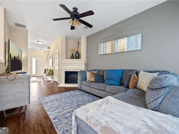 2755 Snapfinger Manor, Decatur, GA 30035