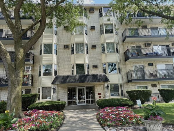 5506 Lincoln Avenue, Unit A511, Morton Grove, IL 60053