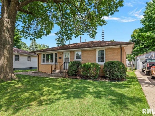 50 MIDLAND Court, Springfield, IL 62702